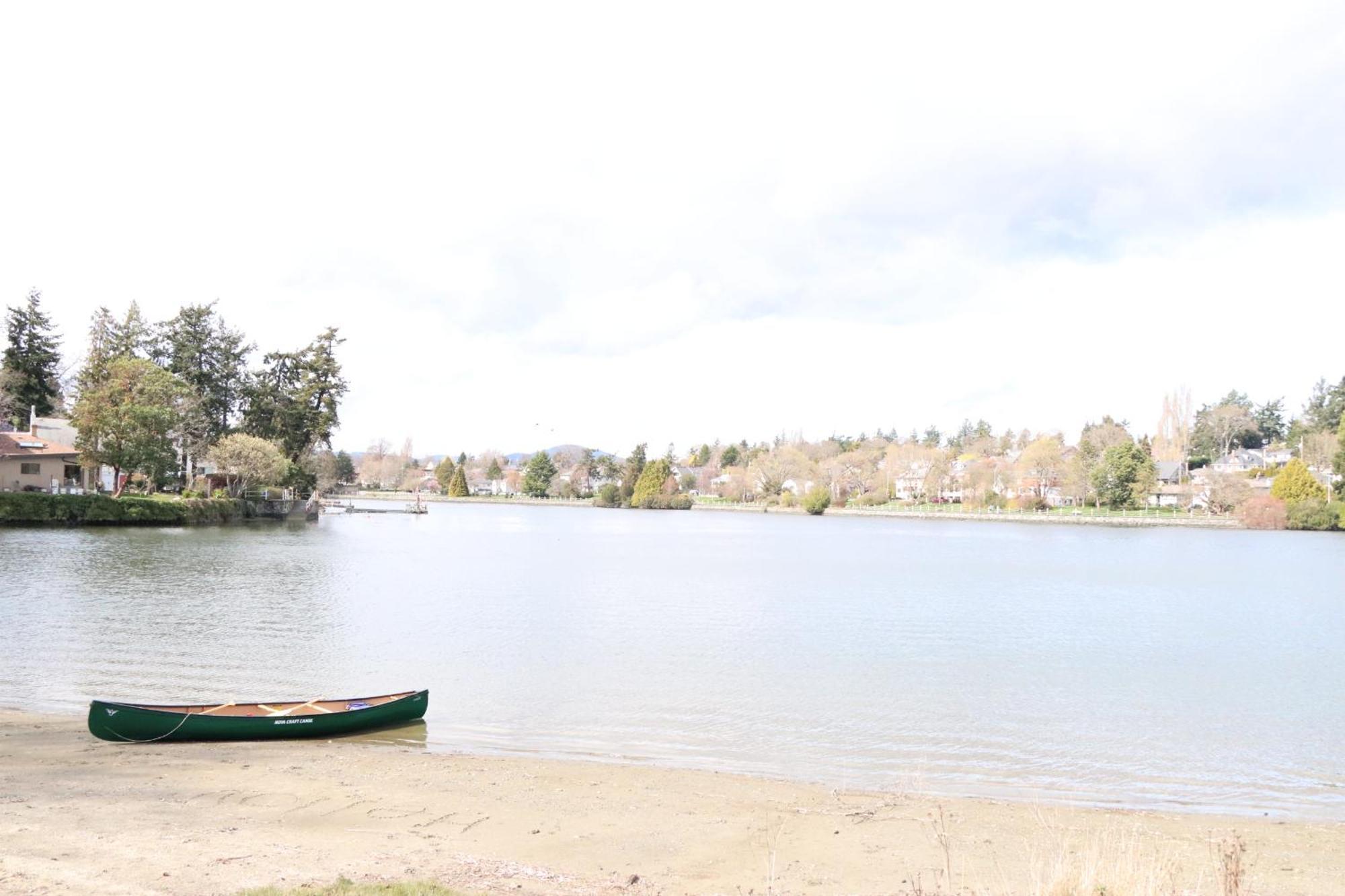 Lipton Place By Elegant Waterfront Esquimalt 외부 사진